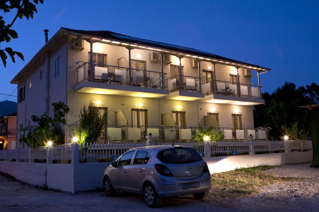 Savinos Rooms Vasiliki  Luaran gambar