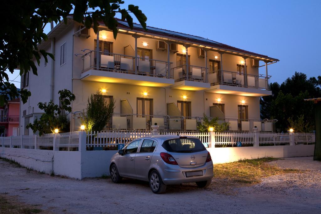 Savinos Rooms Vasiliki  Luaran gambar